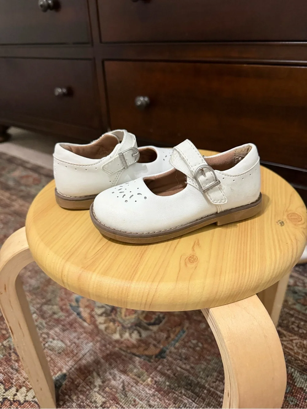 Stride Rite Girls White Mary Jane Dress Shoes